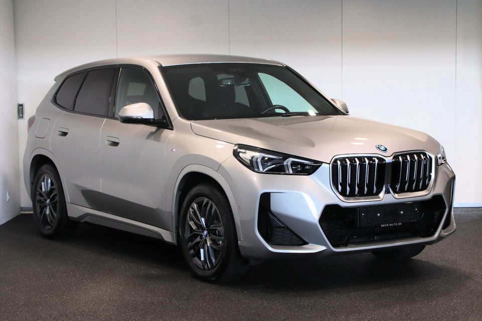 BMW iX1 xDrive30 M-Sport 5d
