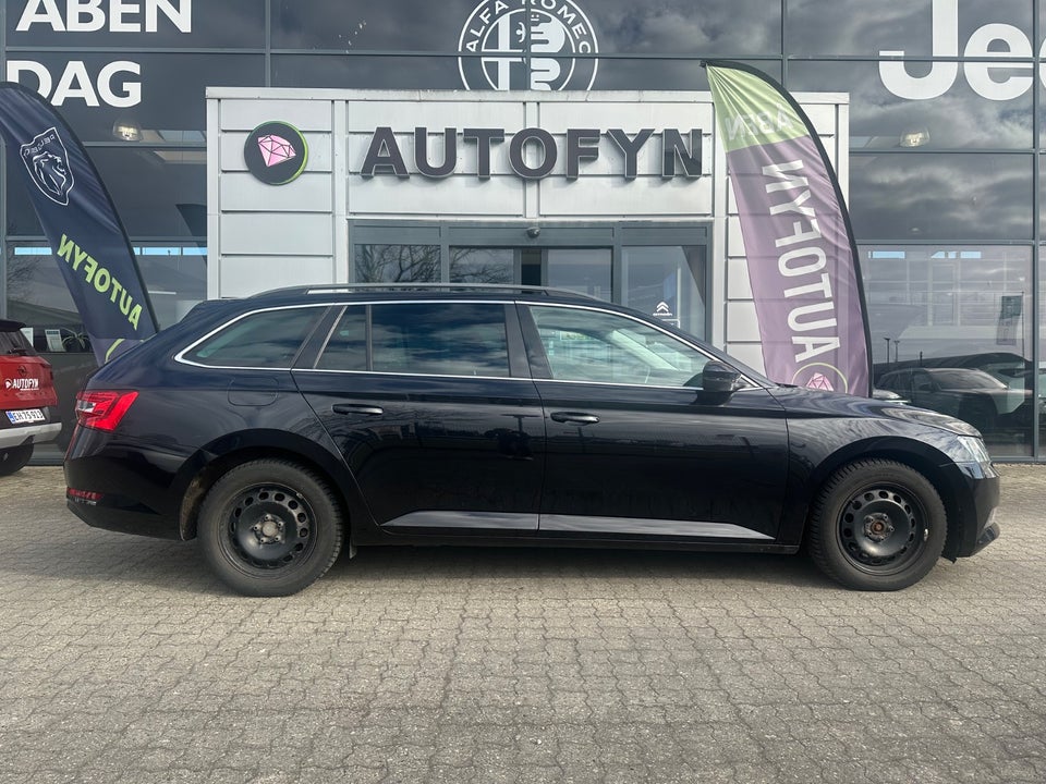Skoda Superb 2,0 TDi 190 Sportline Combi DSG 5d