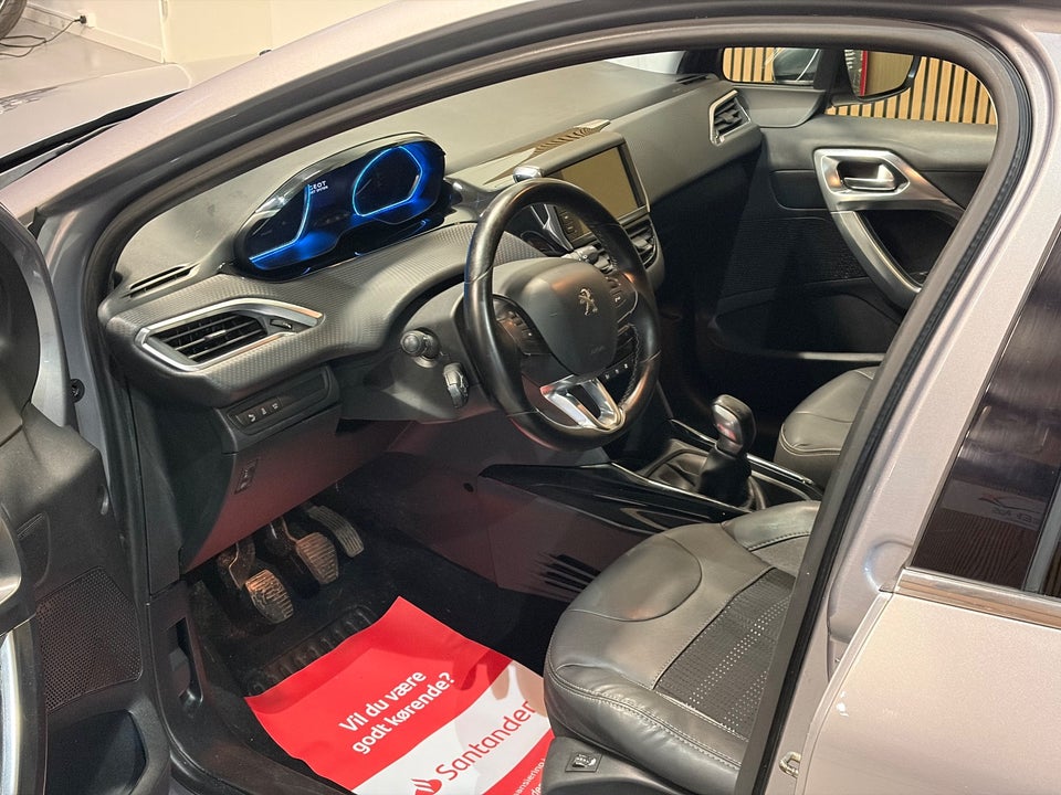 Peugeot 2008 1,6 BlueHDi 100 Allure 5d