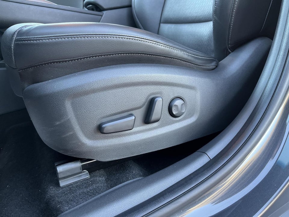 Hyundai Kona 64 EV Premium 5d