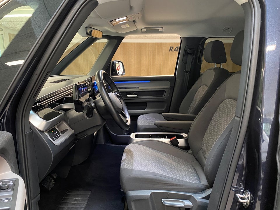 VW ID.Buzz 77 Pro SWB 5d