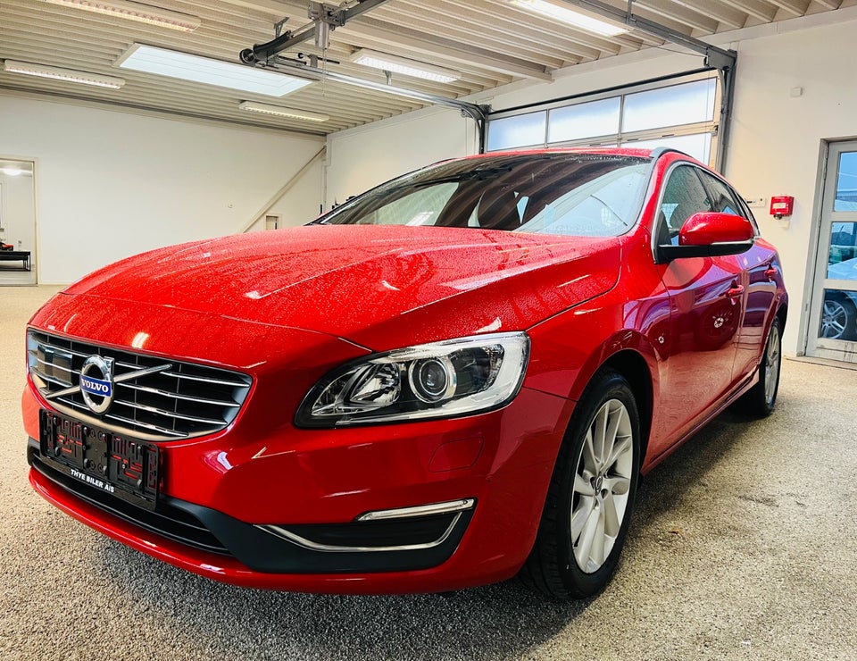 Volvo V60 2,0 D4 190 Summum aut. 5d