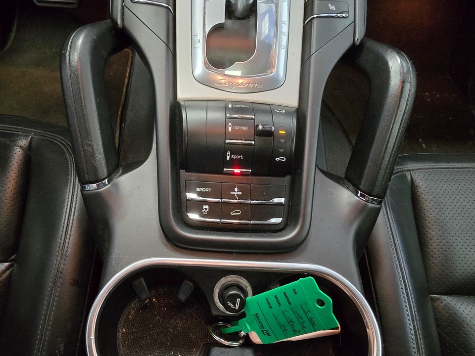 Porsche Cayenne S 3,0 Hybrid Tiptr. 5d