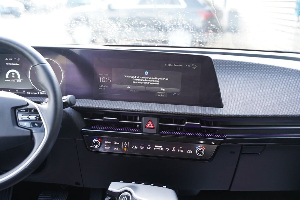 Kia EV6 77 Long Range Upgrade 5d