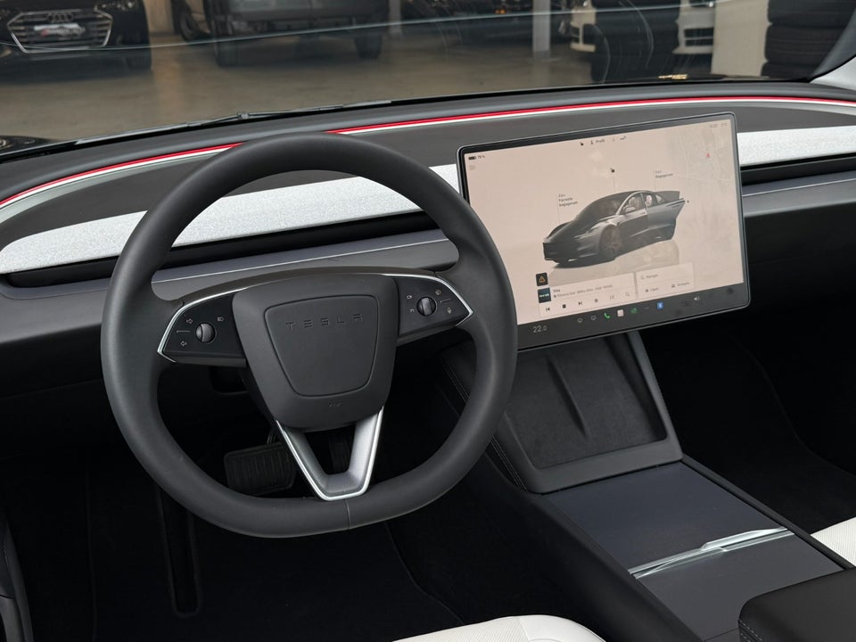 Tesla Model 3 Long Range AWD 4d