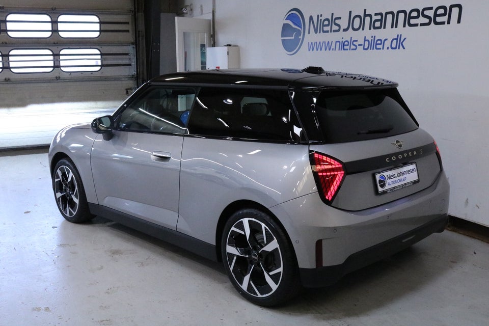 MINI Cooper SE Classic Trim M 3d