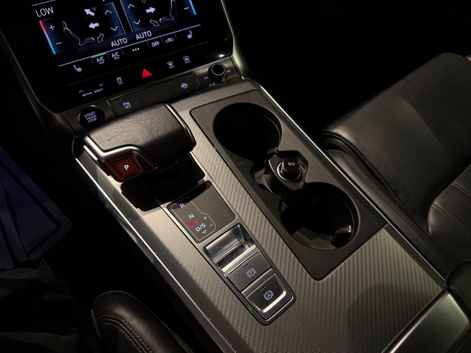 Audi A6 50 TFSi e quattro S-tr. 4d