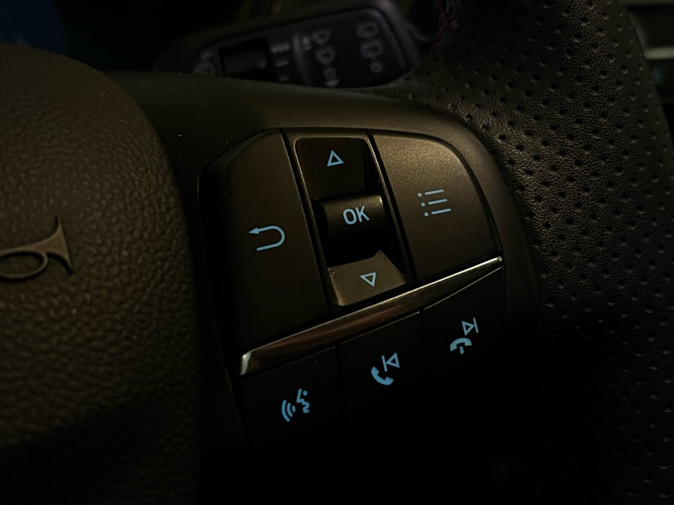 Ford Kuga 2,5 PHEV ST-Line X CVT 5d