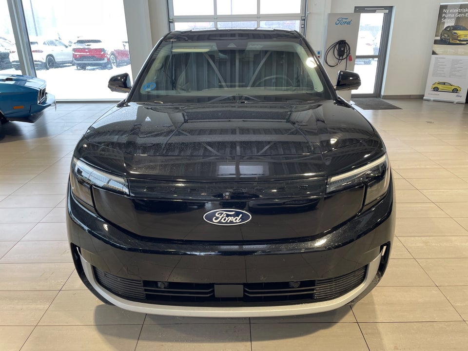 Ford Explorer 77 Premium Extended Range 5d