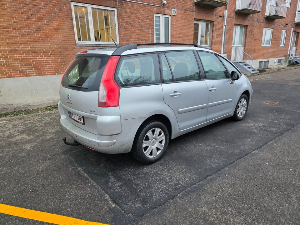 Citroën Grand C4 Picasso 1,6 HDi 112 Seduction 7prs 5d