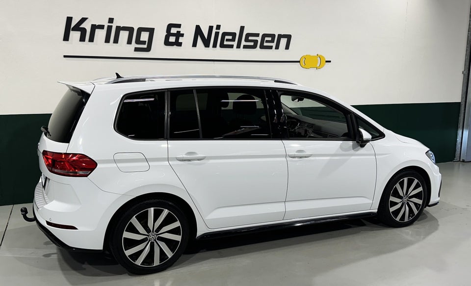 VW Touran 1,6 TDi 115 R-line DSG 7prs 5d