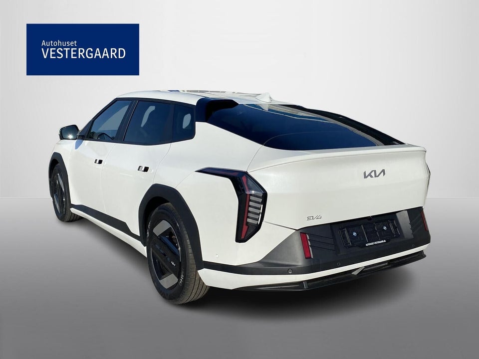 Kia EV4 81 Long Range Business Plus Fastback 4d