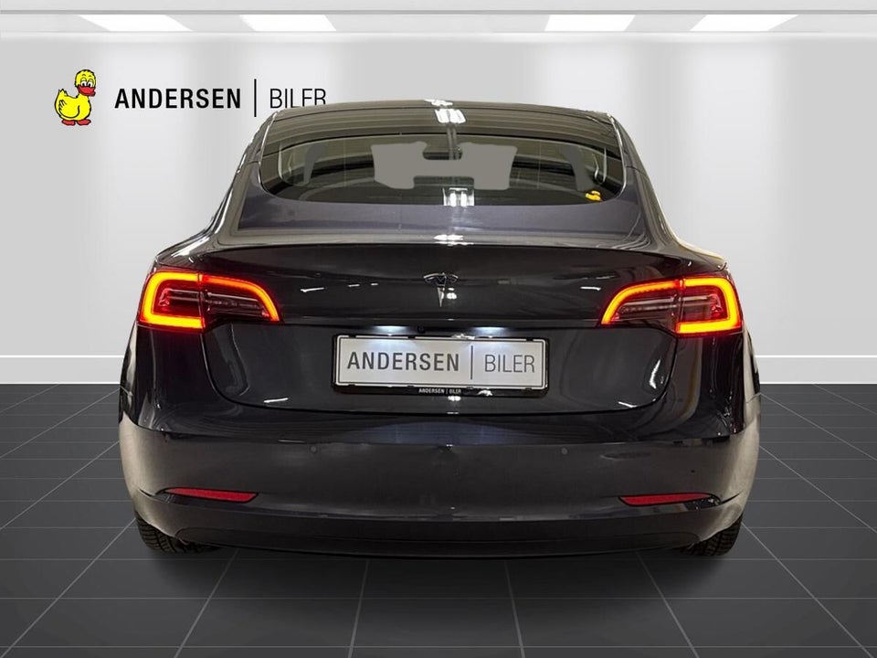 Tesla Model 3 RWD 4d