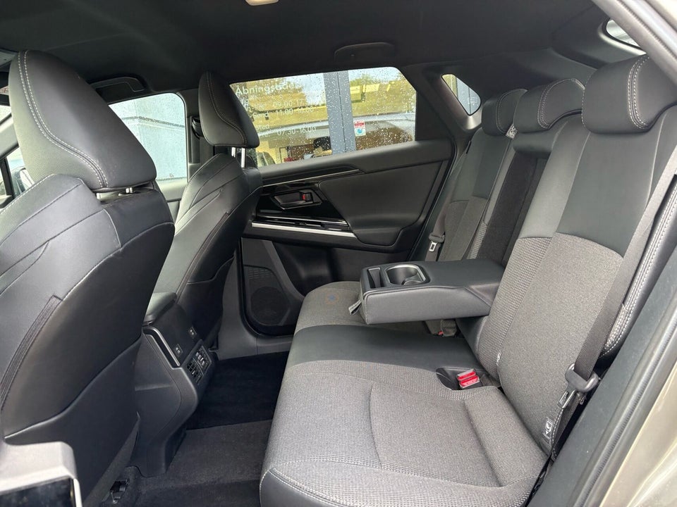 Toyota bZ4X Prestige 5d