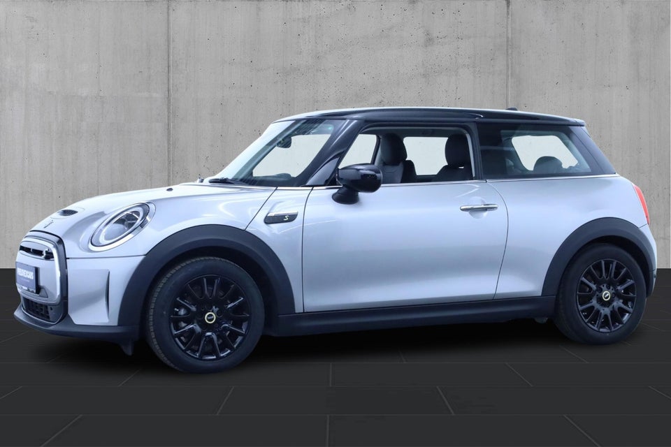MINI Cooper SE Classic Trim 3d