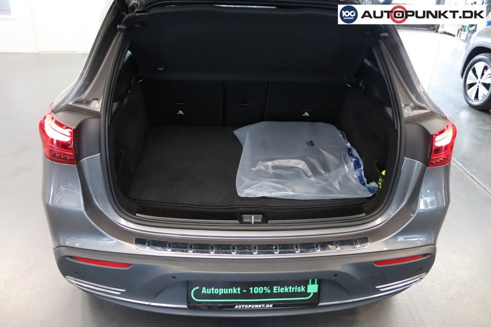 Mercedes EQA300 Progressive 4Matic 5d