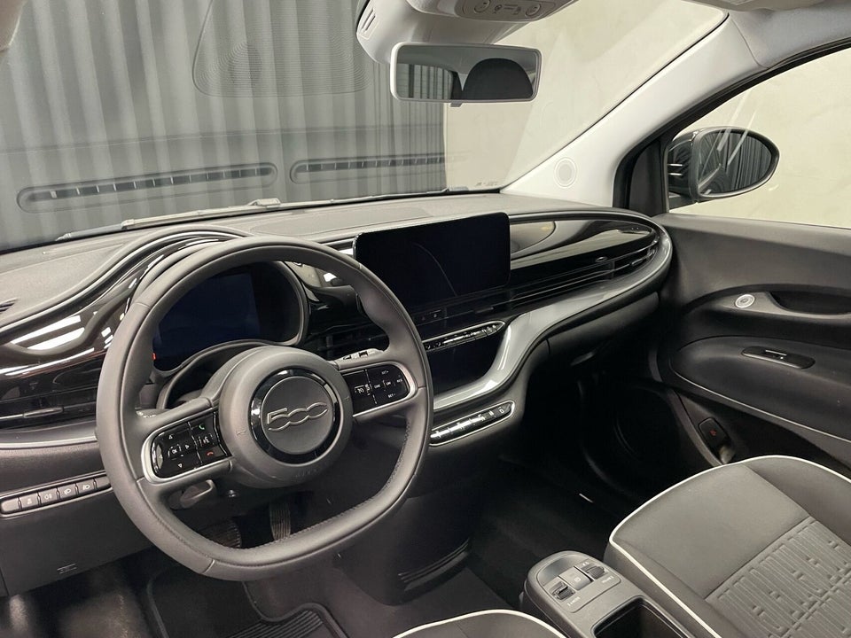 Fiat 500e 42 Icon 3d