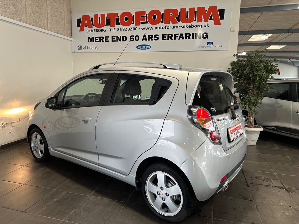 Chevrolet Spark 1,2 LT 5d