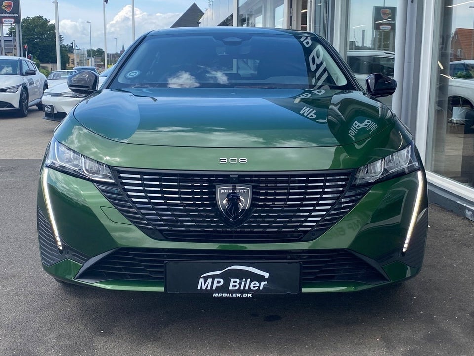Peugeot 308 1,6 Hybrid First Selection EAT8 5d