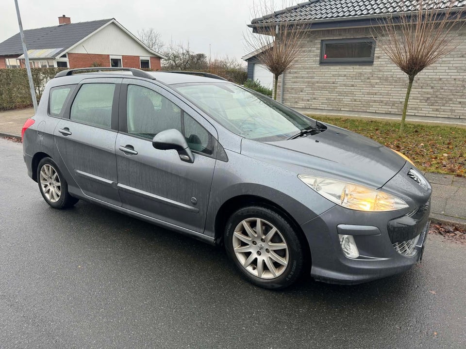 Peugeot 308 1,6 e-HDi 112 Active SW ESG 5d