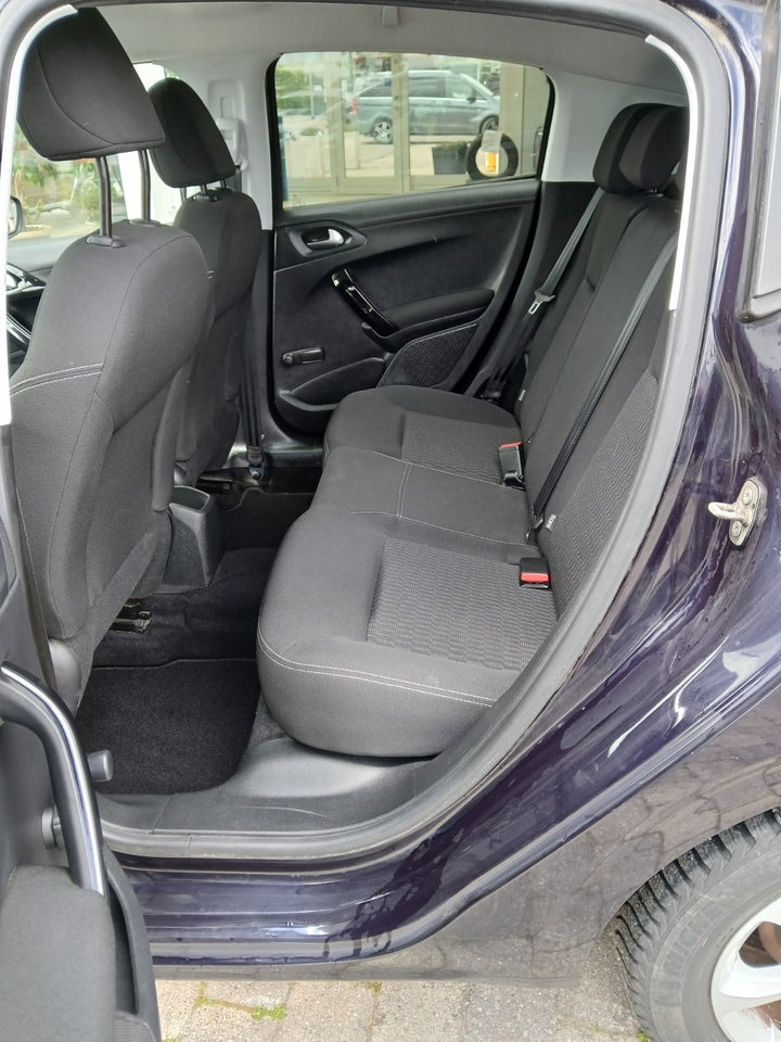 Peugeot 208 1,6 BlueHDi 100 Allure 5d