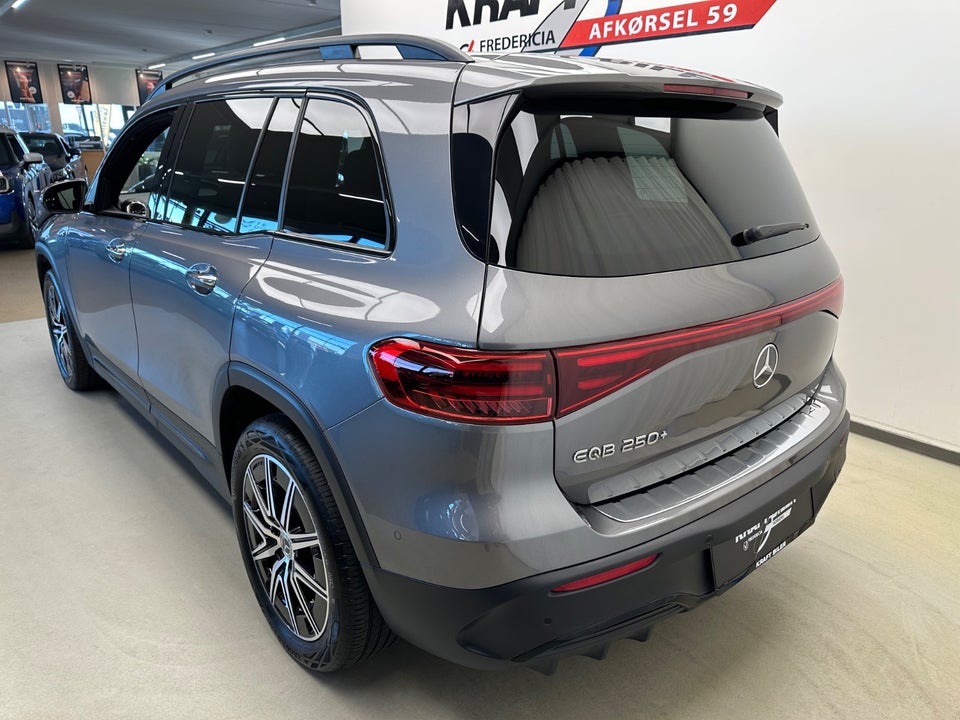 Mercedes EQB250+ AMG Advance Plus 5d