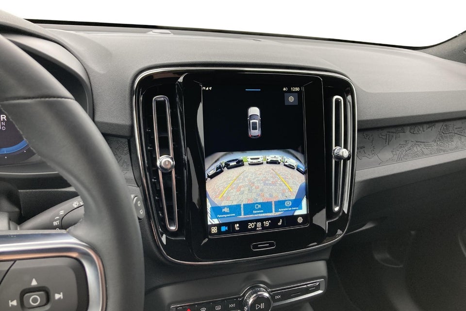 Volvo XC40 ReCharge Extended Range Core 5d