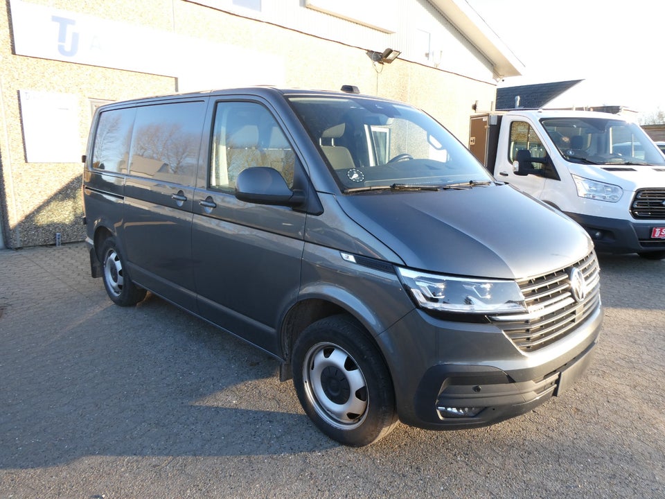 VW Transporter 2,0 TDi 204 Kassevogn DSG 4Motion kort