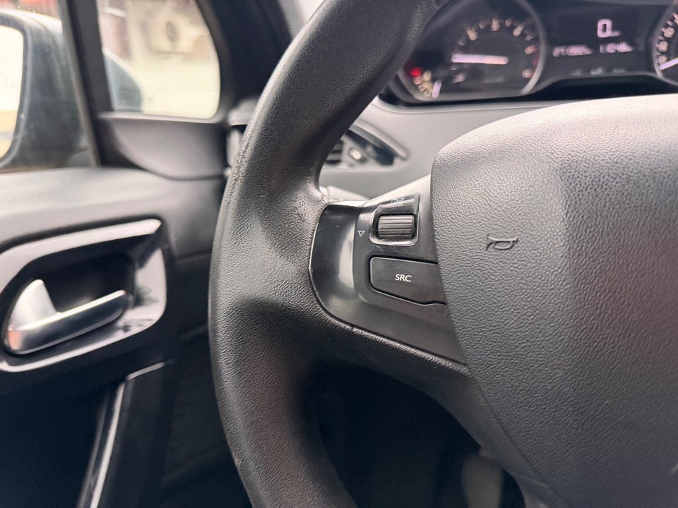 Peugeot 208 1,6 BlueHDi 100 Active 5d