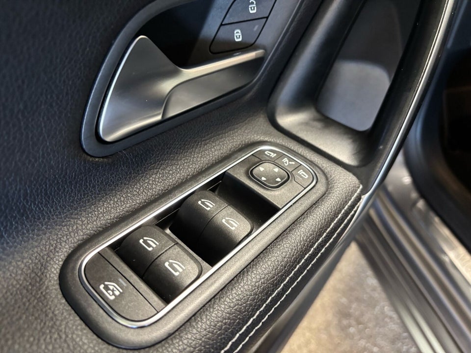 Mercedes A200 1,3 Progressive aut. 5d