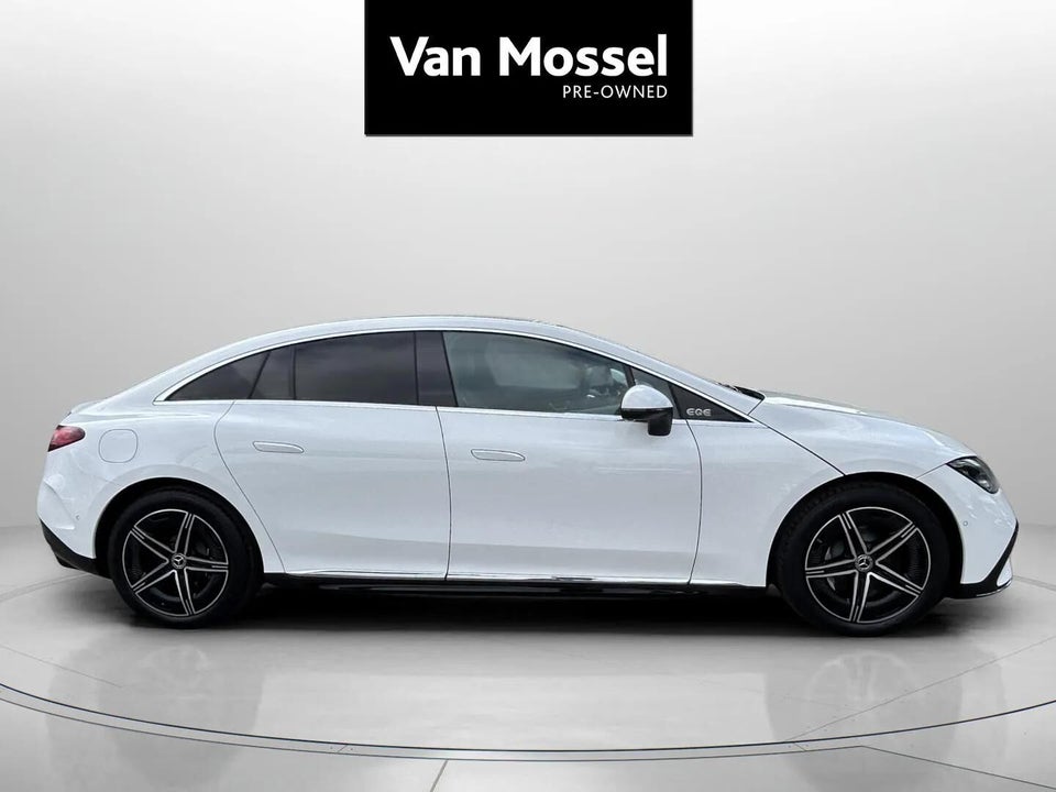 Mercedes EQE300 AMG Line 4d