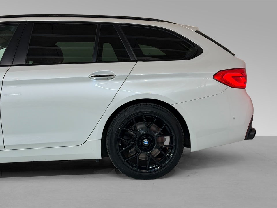 BMW 530d 3,0 Touring M-Sport aut. 5d