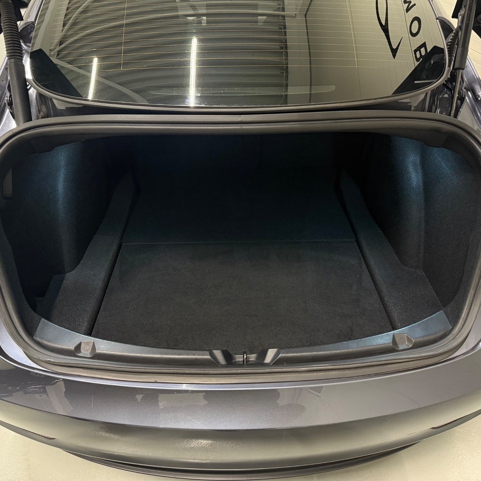 Tesla Model 3 Performance AWD 4d