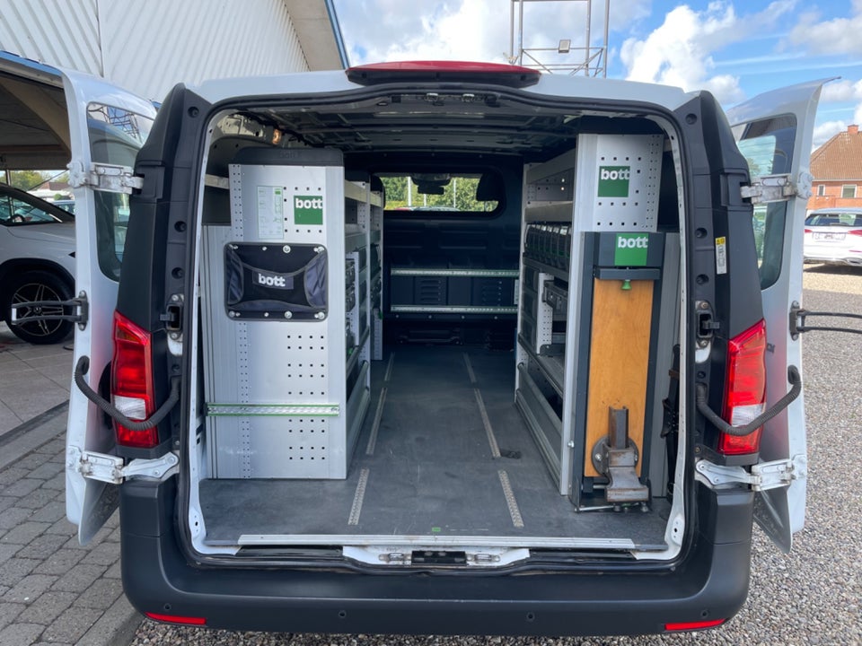 Mercedes Vito 116 2,2 CDi Complete aut. XL