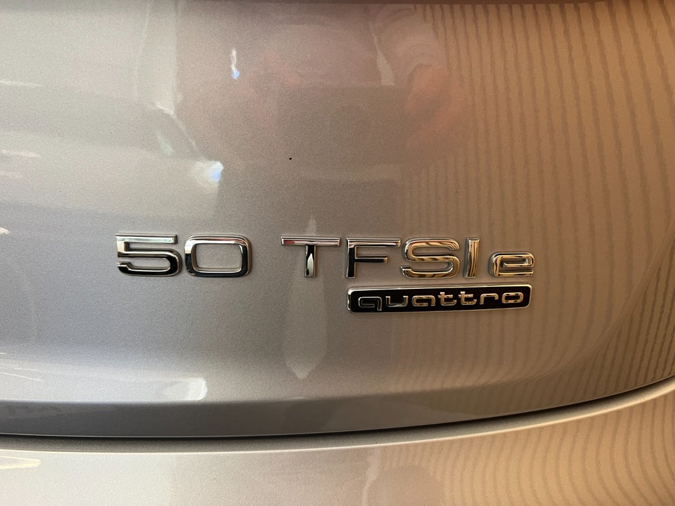 Audi Q5 50 TFSi e S-line quattro S-tr. 5d