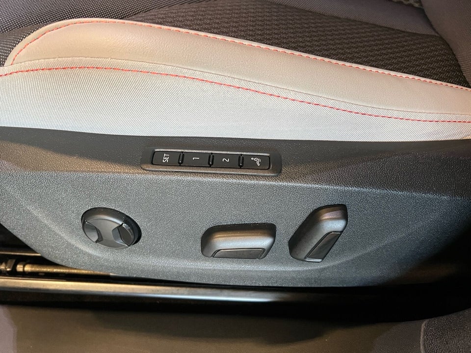 Skoda Elroq 85 iV Lodge Maxx 5d