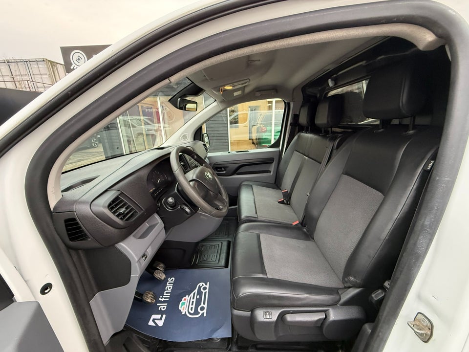 Toyota ProAce 2,0 D 120 Long Comfort 5d