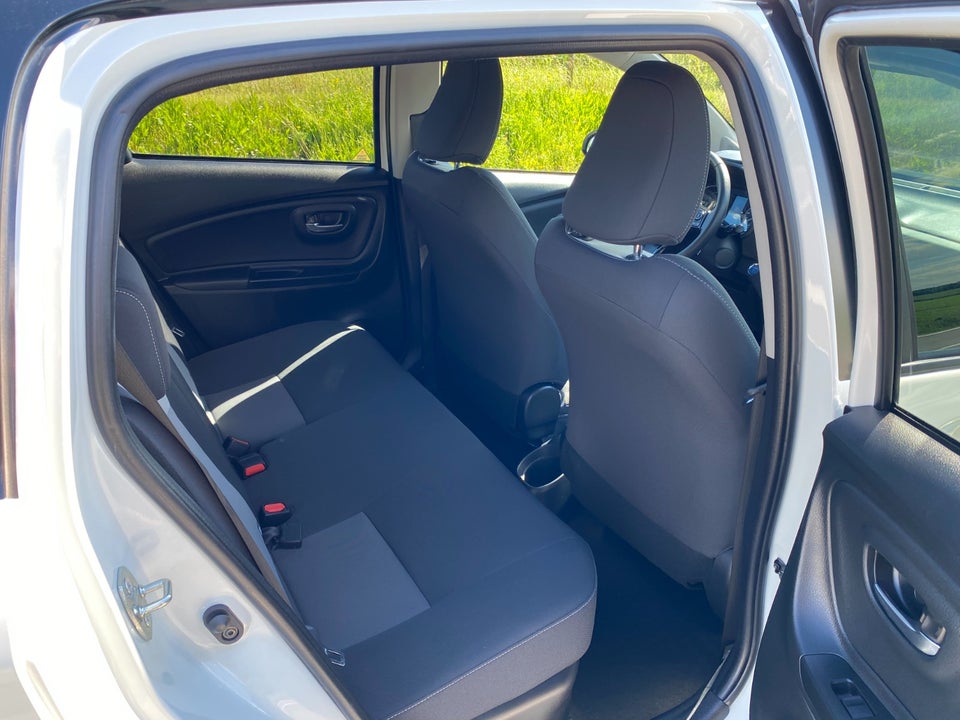 Toyota Yaris 1,5 Hybrid H3 Premium e-CVT 5d