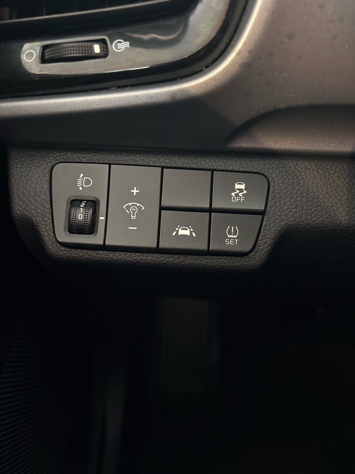 Kia Stonic 1,0 T-GDi Attraction+ DCT 5d