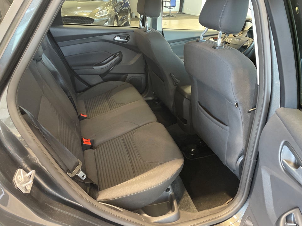 Ford Focus 1,0 SCTi 125 Titanium Fun stc. 5d