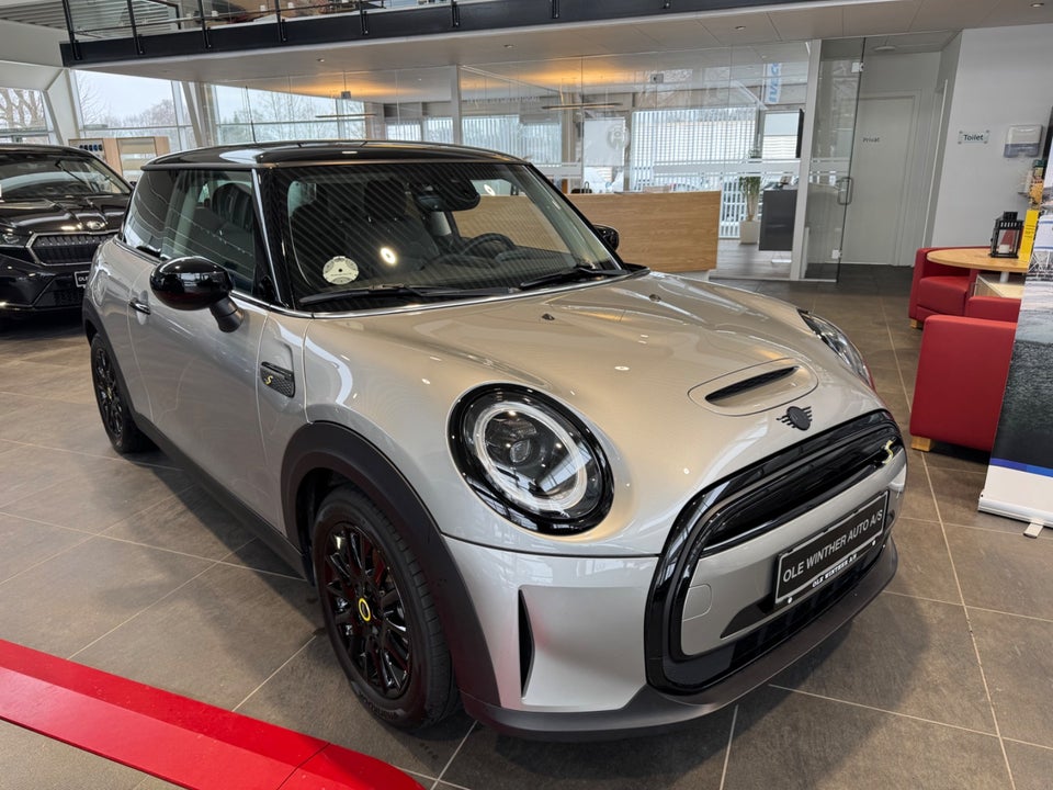 MINI Cooper SE Edition Premium Plus 3d