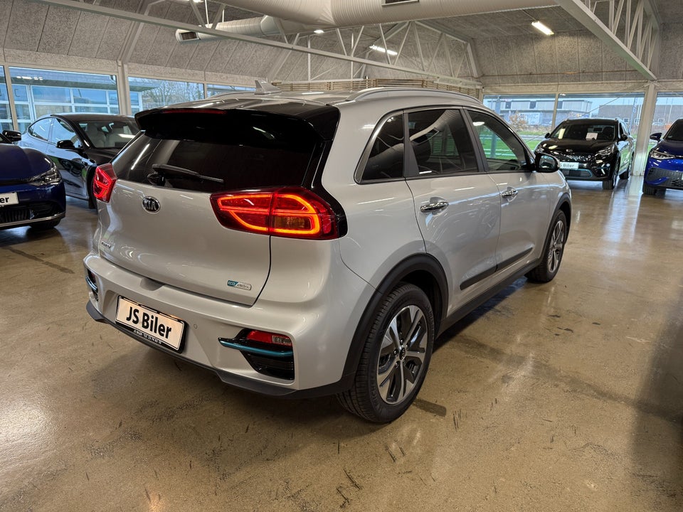 Kia e-Niro 64 Advance 5d