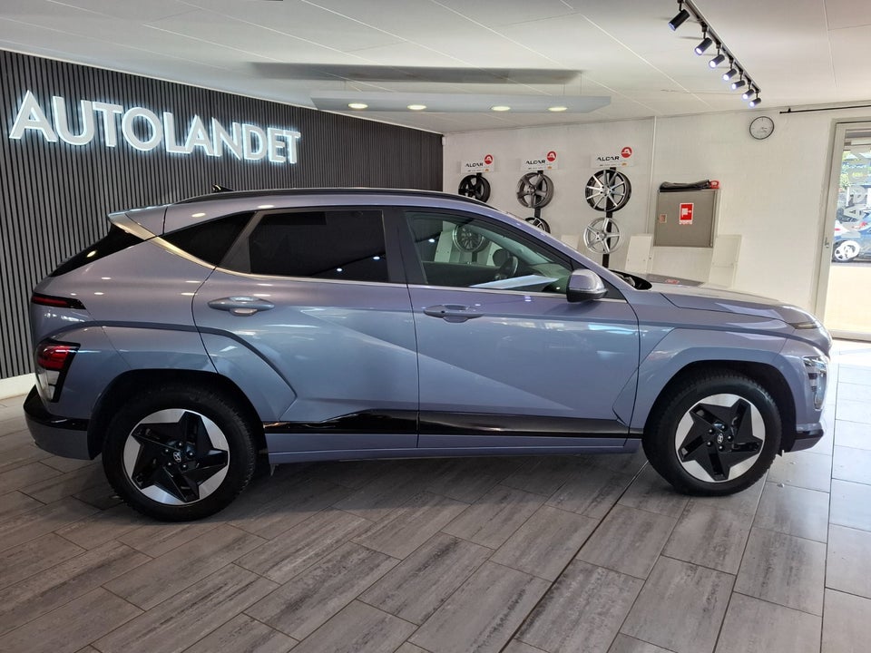 Hyundai Kona 48 EV Essential 5d