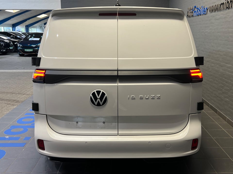 VW ID. Buzz 77 Cargo Pro