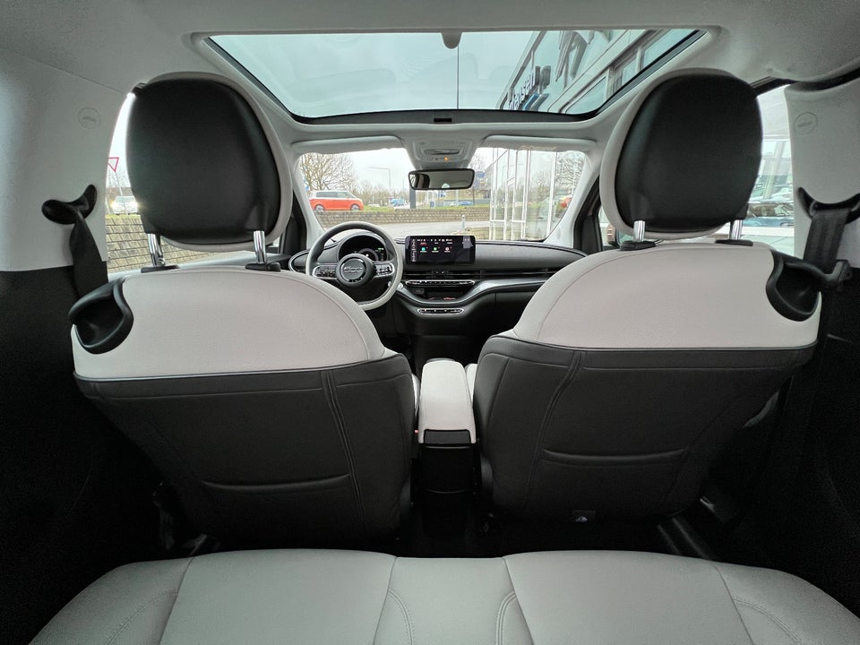 Fiat 500e 42 la Prima 3+1 4d