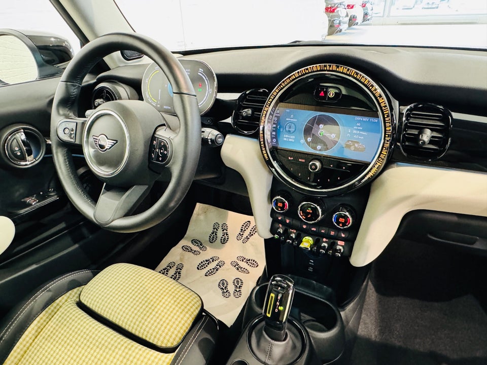 MINI Cooper SE Edition Premium Plus 3d