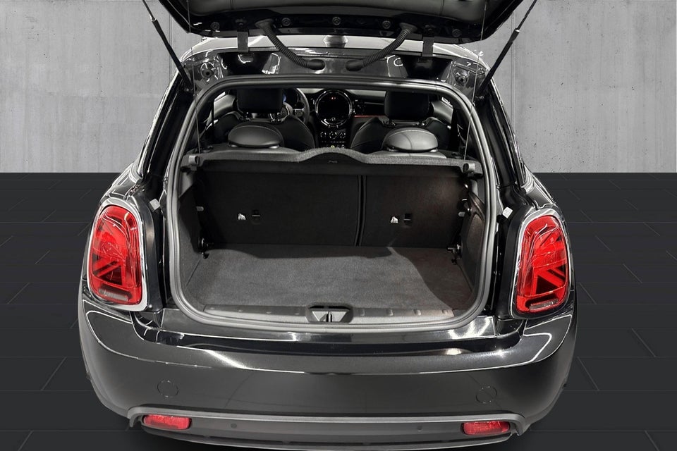 MINI Cooper SE Classic Trim 3d