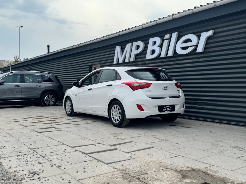 Hyundai i30 1,6 GDi Comfort Eco 5d