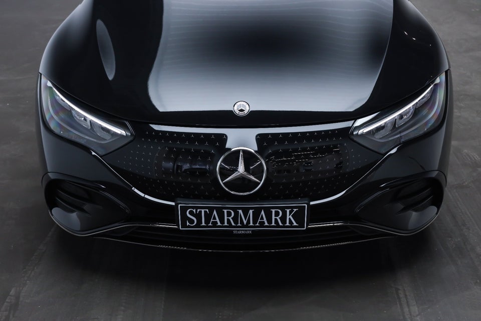 Mercedes EQE350 AMG Line 4d