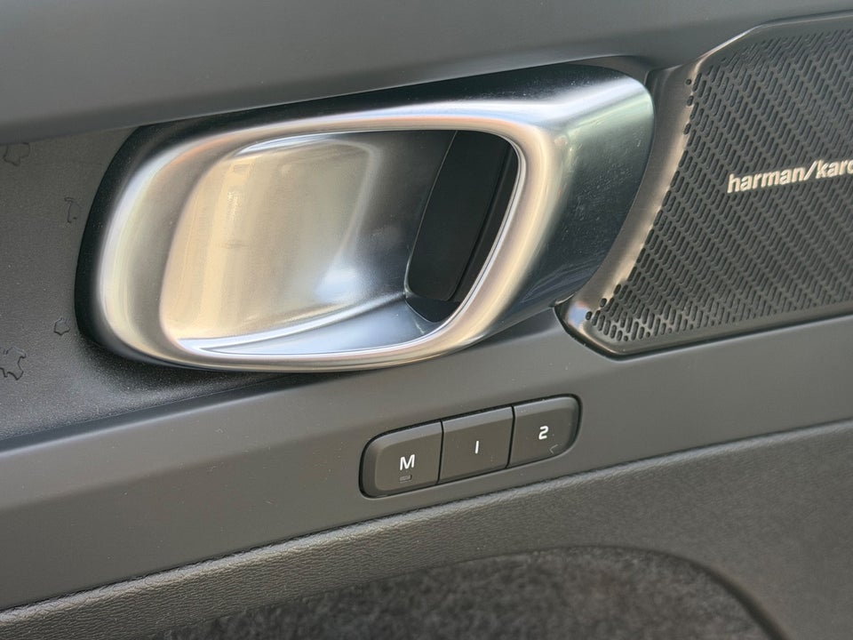 Volvo XC40 ReCharge Extended Range Ultimate 5d